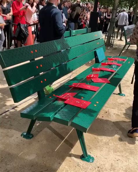 louis vuitton green park bench price